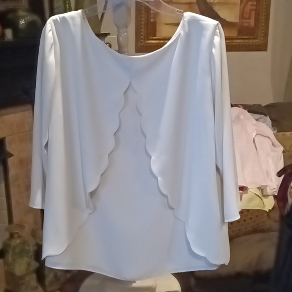 FINAL PRICE TALBOTS ivory 3/4 sleeve blouse w scalloped hem & flap in rear 1X - Picture 8 of 13